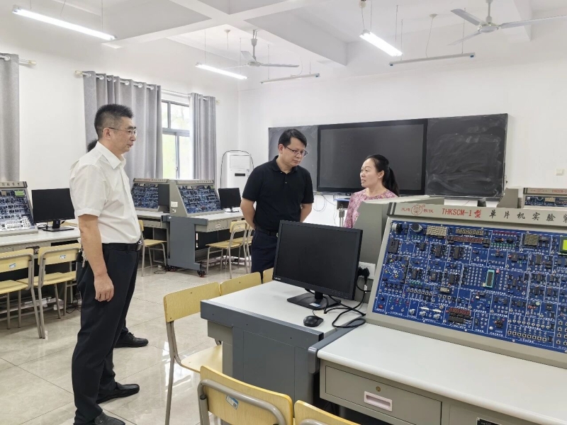饶雪征调研高等职业教育发展工作 要求深化产教融合 促进高质量充分就业